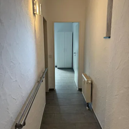 61 - Ideal Fuer Geschaefts- & Urlaubsreisen 90 M2 Apartment