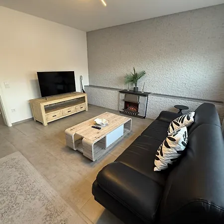 Apartment 61 - Ideal Fuer Geschaefts- & Urlaubsreisen 90 M2 Kenn