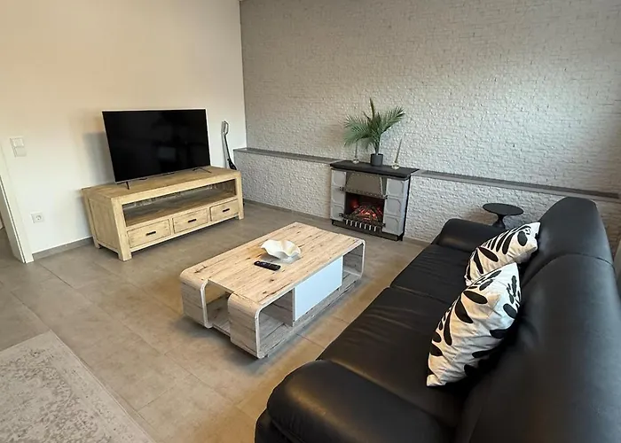 Apartment 61 - Ideal Fuer Geschaefts- & Urlaubsreisen 90 M2 Kenn